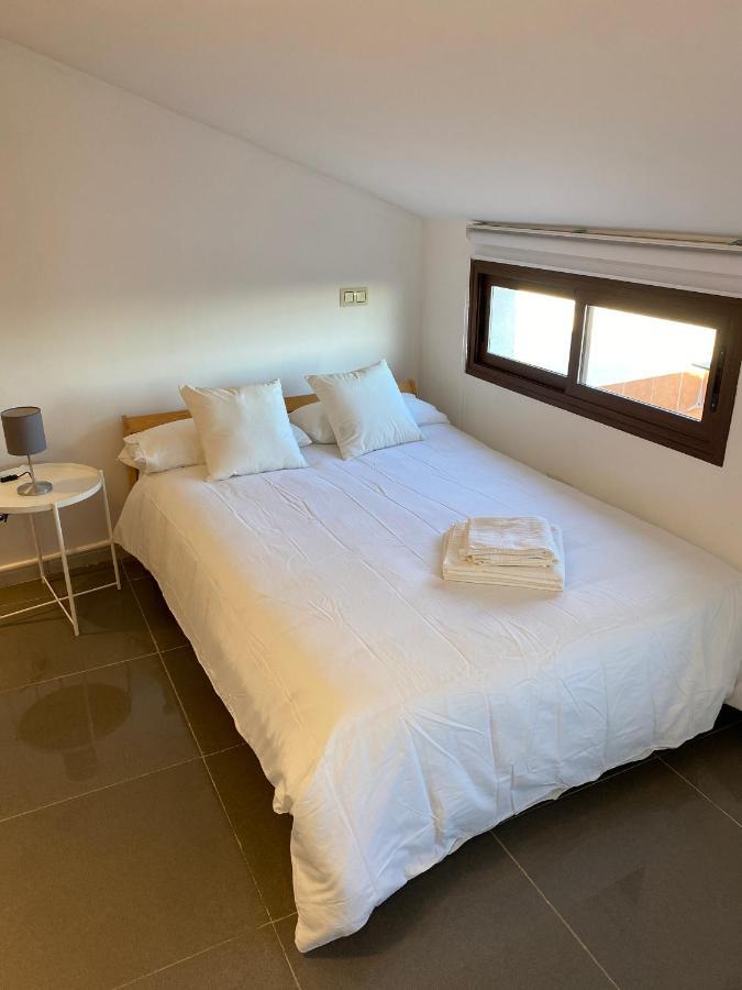 Apartamentos Fuente Arriba Poyales Del Hoyo Luaran gambar