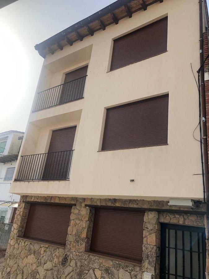 Apartamentos Fuente Arriba Poyales Del Hoyo Bilik gambar